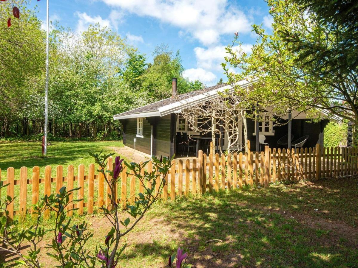 6 Person Holiday Home In F Rvang Farvang Bagian luar foto